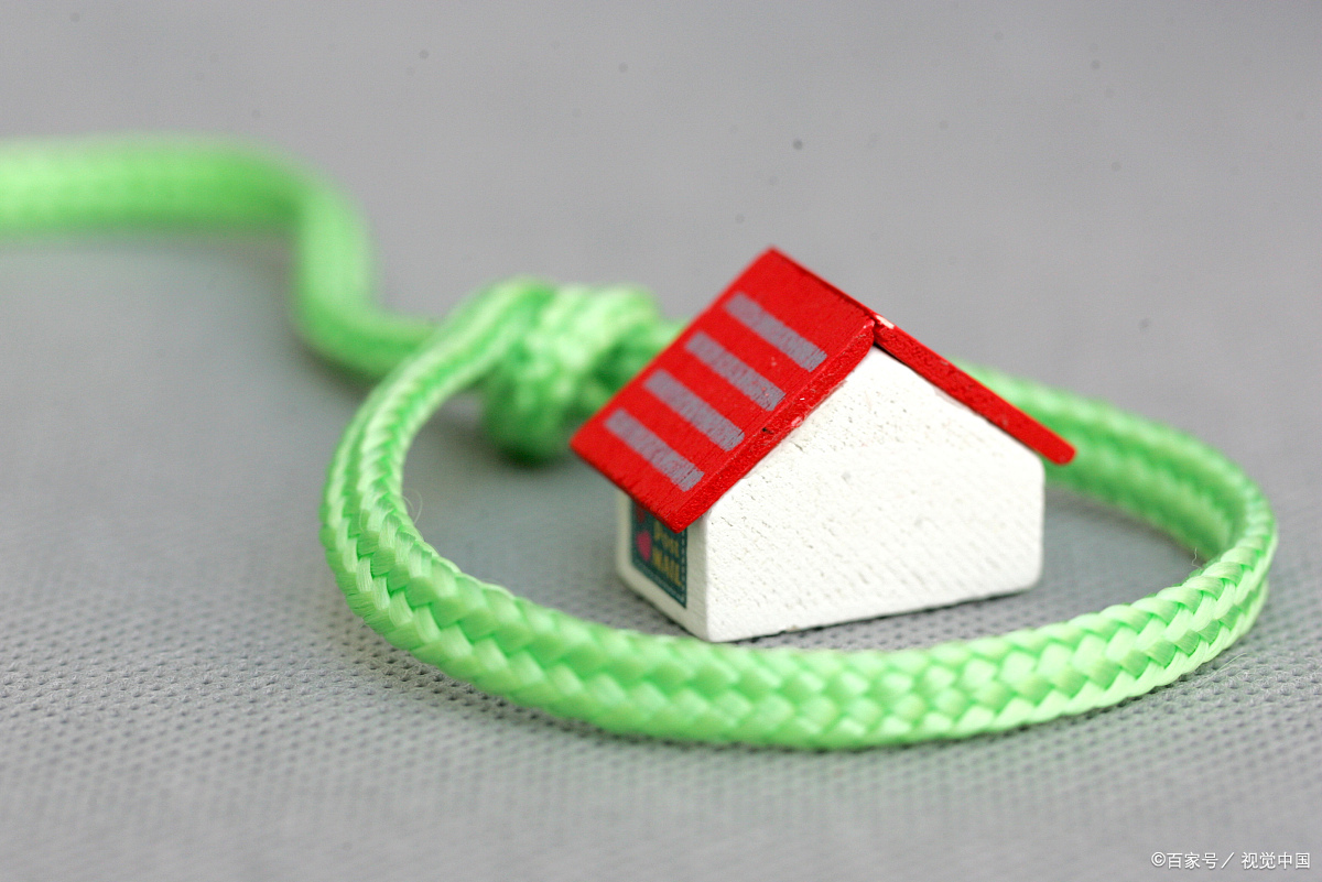 房产律师解析一起父母将全部房产留给部分子女其他继承人不承认起诉获得房屋案例