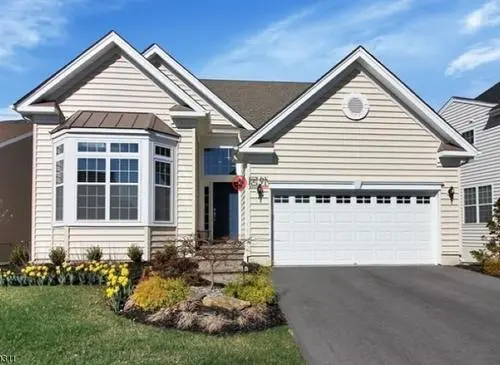 北京房产律师——借亲属名义购买经济适用房起诉确认合同有效案例